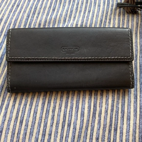 Authentic Coach Wallet - Picture 3 of 5